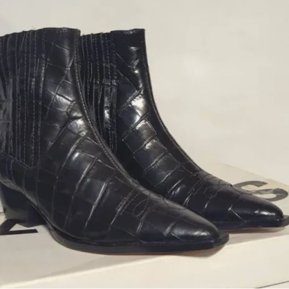 Schultz Black Croc-Patterned Booties